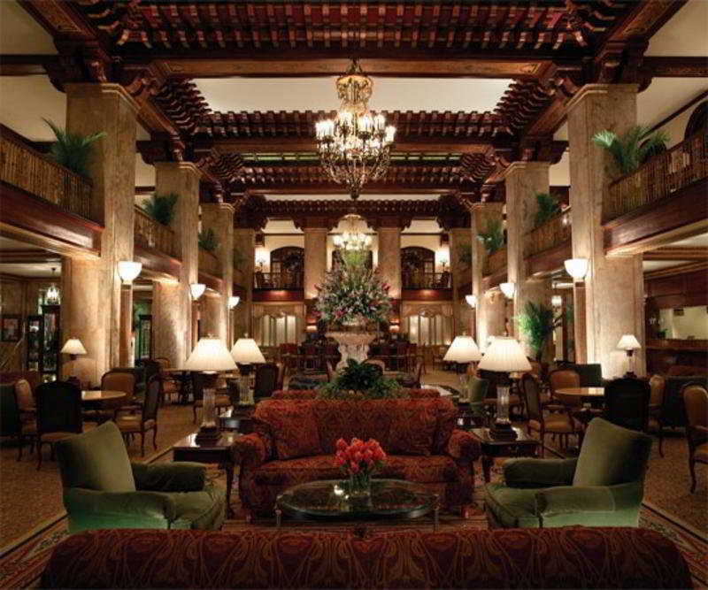 Peabody Hotel 4*